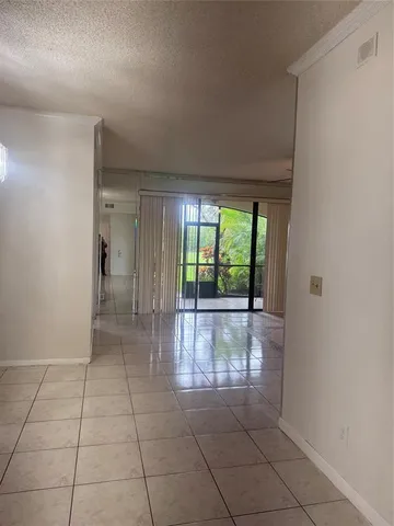 $320,000 | 301 Southwest 158th Terrace, Unit 104, Pembroke Pines, FL 33027