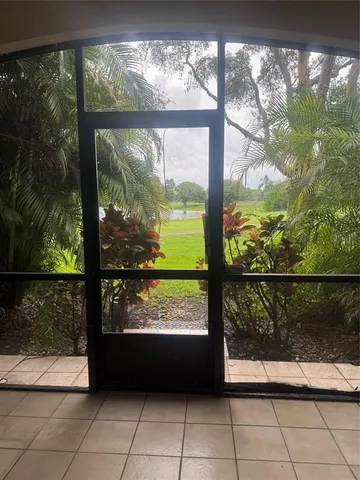 $320,000 | 301 Southwest 158th Terrace, Unit 104, Pembroke Pines, FL 33027