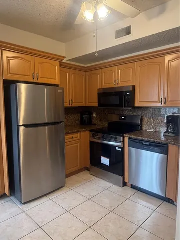 $320,000 | 301 Southwest 158th Terrace, Unit 104, Pembroke Pines, FL 33027