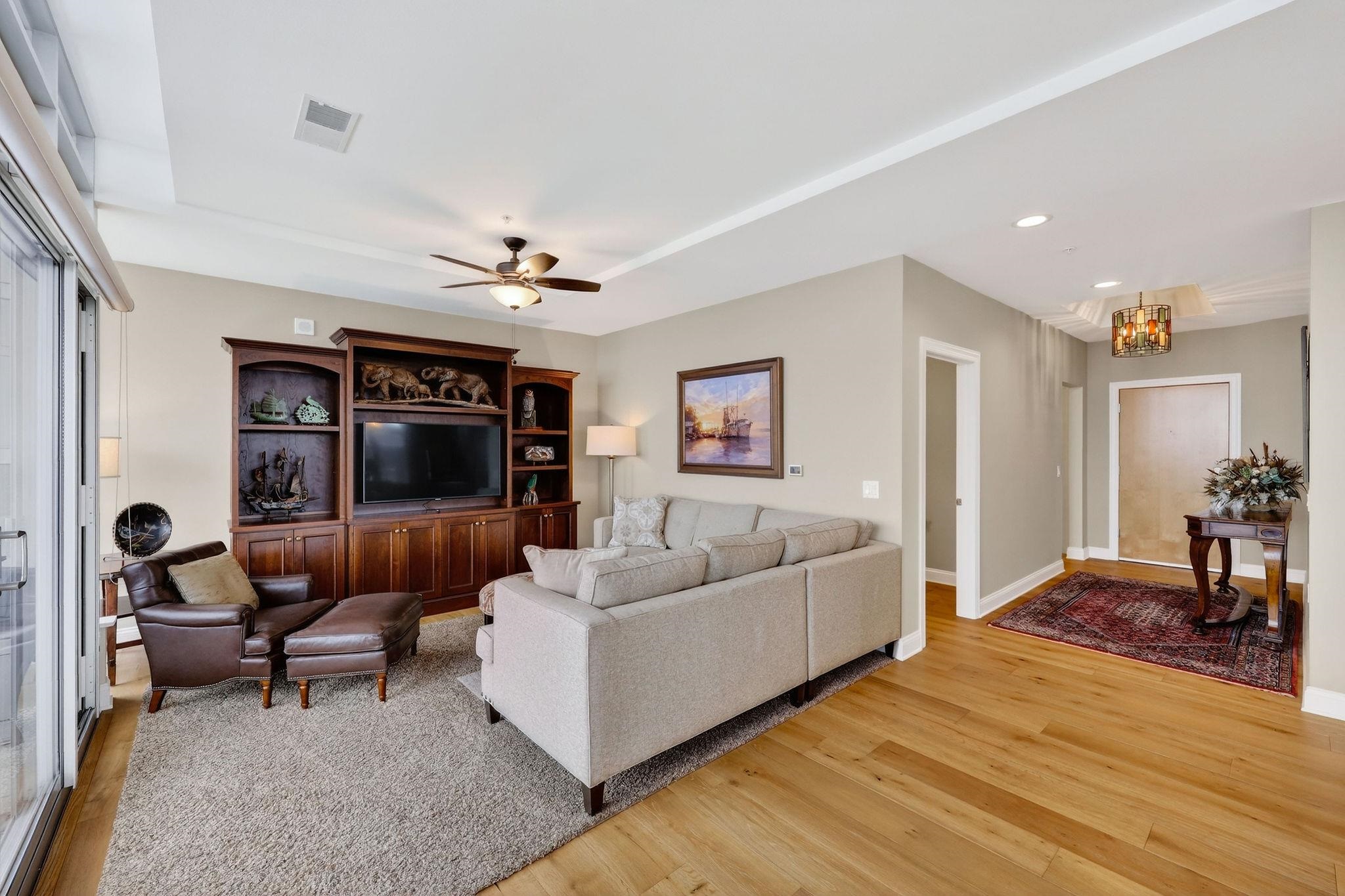 625 North Segoe Road, Unit 900 Madison, WI 53705 - Photo 21 of 57