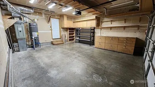 $2,995 | 12917 82nd Ave Court East, Puyallup, WA 98373