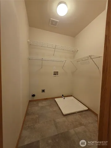 $2,995 | 12917 82nd Ave Court East, Puyallup, WA 98373