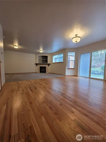 $2,995 | 12917 82nd Ave Court East, Puyallup, WA 98373