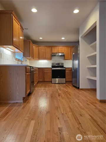 $2,995 | 12917 82nd Ave Court East, Puyallup, WA 98373