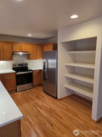 $2,995 | 12917 82nd Ave Court East, Puyallup, WA 98373