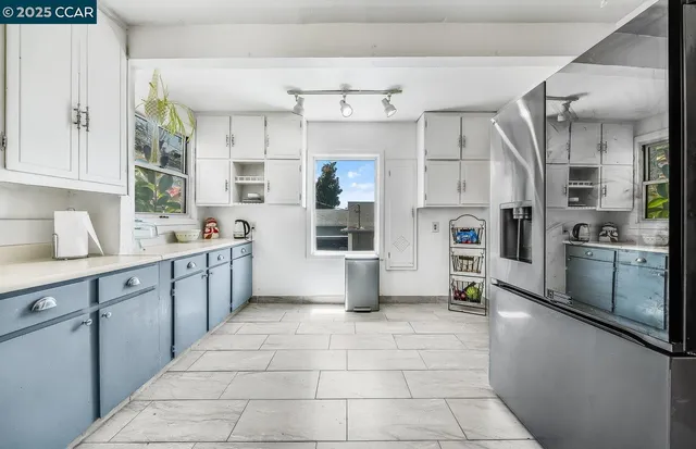 $675,000 | 9305 Burr Street, Oakland, CA 94605