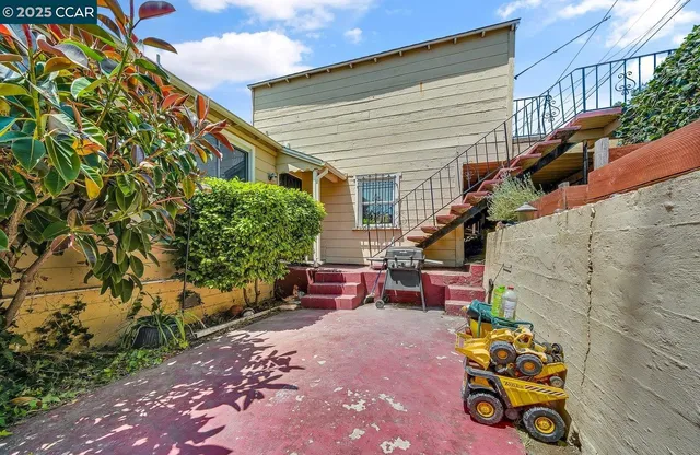 $675,000 | 9305 Burr Street, Oakland, CA 94605
