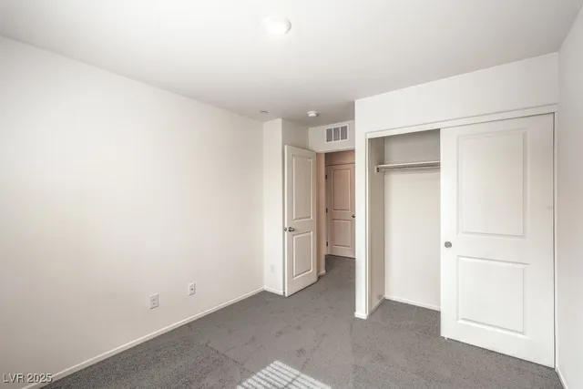 $1,775 | 342 Summer Sparrow Avenue, Henderson, NV 89011