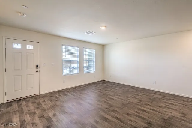 $1,775 | 342 Summer Sparrow Avenue, Henderson, NV 89011