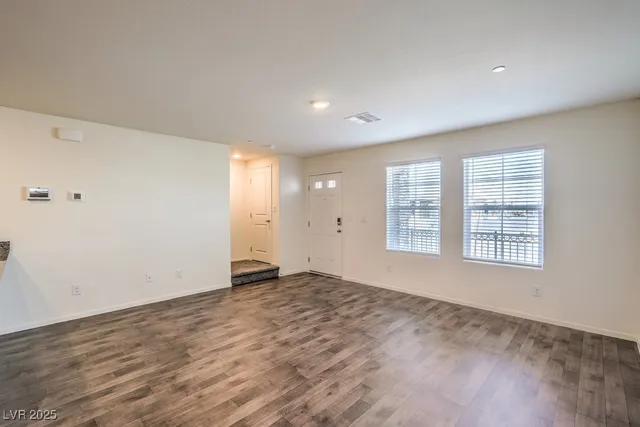 $1,775 | 342 Summer Sparrow Avenue, Henderson, NV 89011