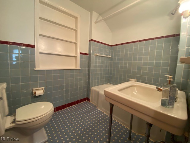 4773 Burger Road Cleveland, OH 44121 - Photo 14 of 17