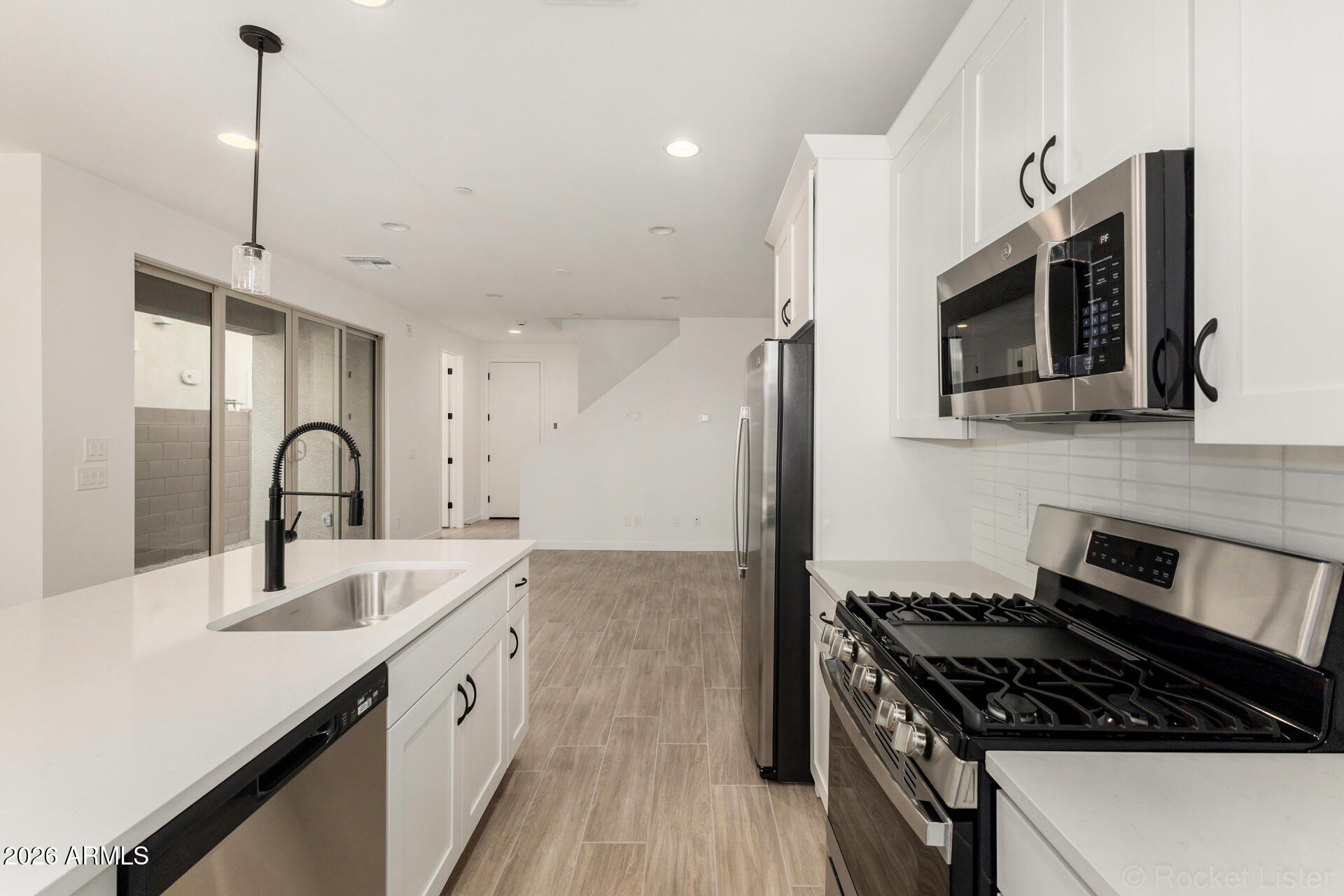 20624 West Thomas Road Buckeye, AZ 85396 - Photo 4 of 41 17 - Thomas