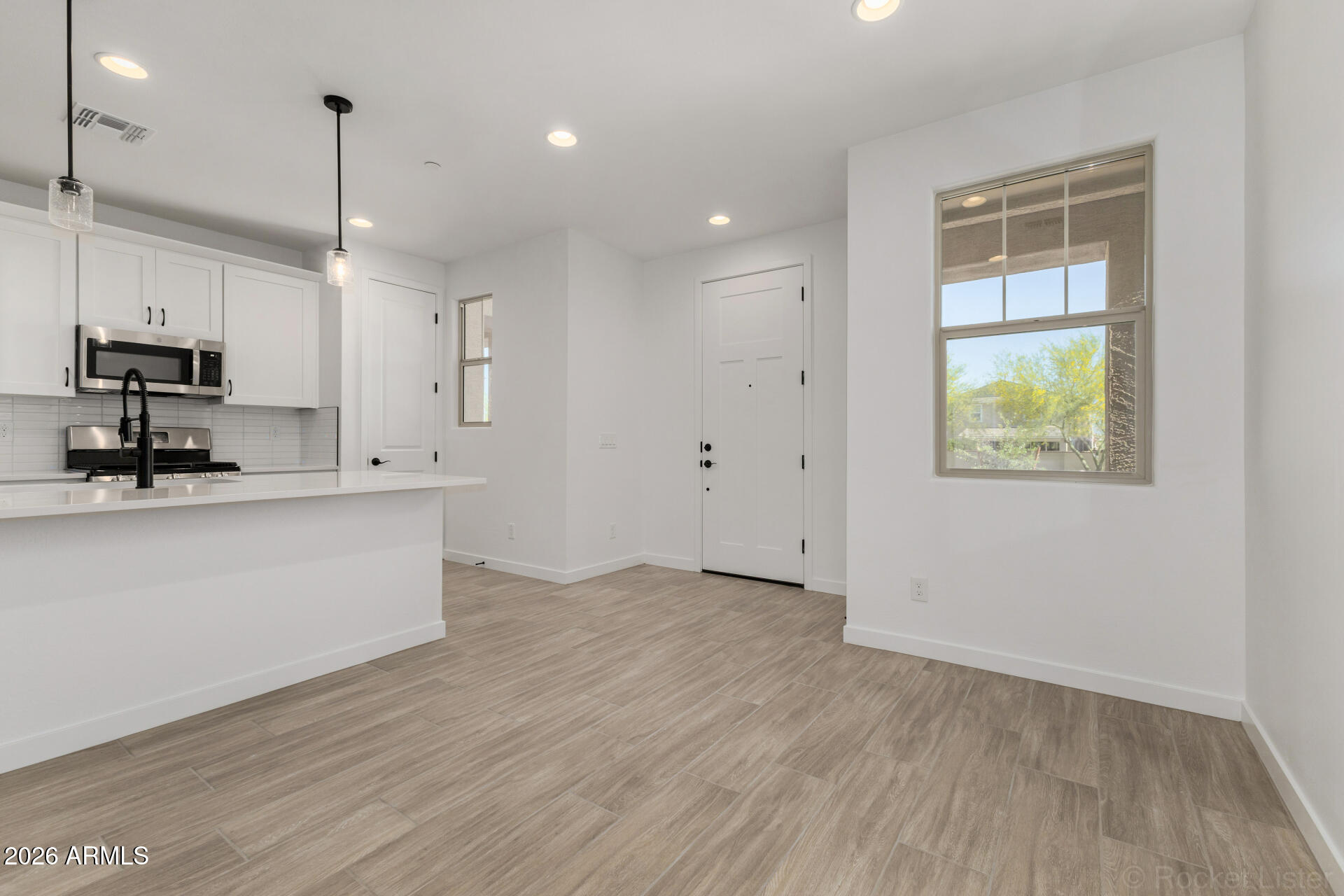 20624 West Thomas Road Buckeye, AZ 85396 - Photo 7 of 41 14 - Thomas