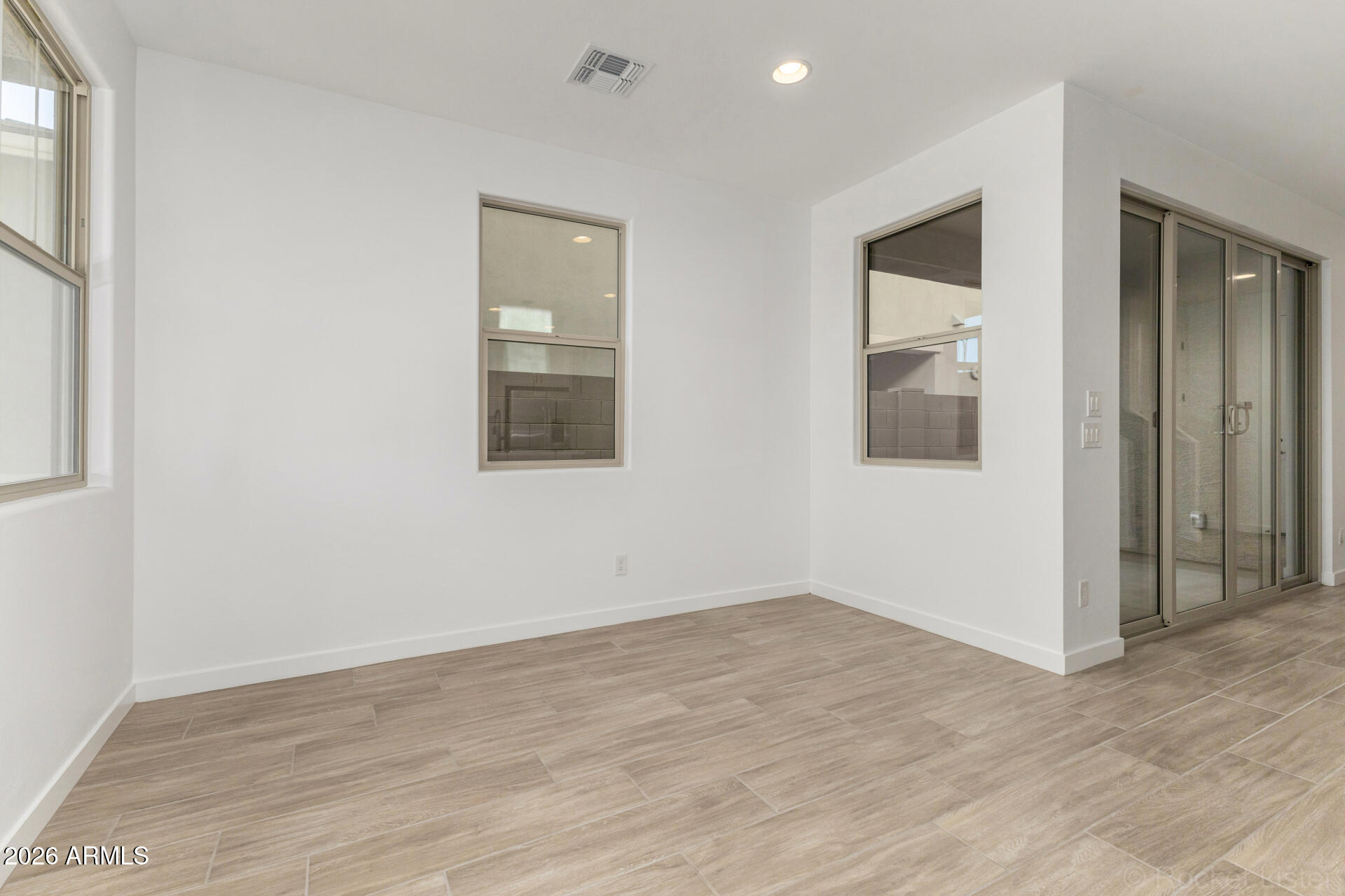 20624 West Thomas Road Buckeye, AZ 85396 - Photo 9 of 41 11 - Thomas