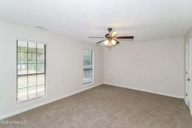 $2,105 | 7120 Oak Forest Drive, Olive Branch, MS 38654