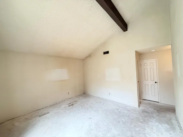 $185,000 | 5965 East Shields Avenue, Unit 144, Fresno, CA 93727