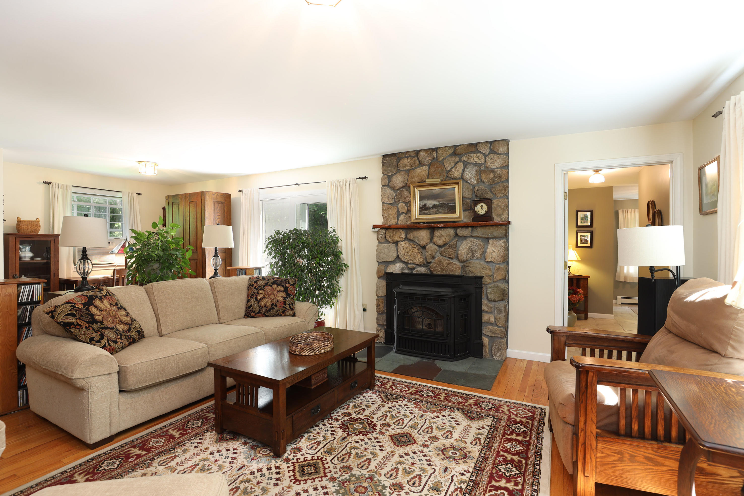 20 Mountain View Road Gray, ME 04039 - Photo 5 of 39 Living Room