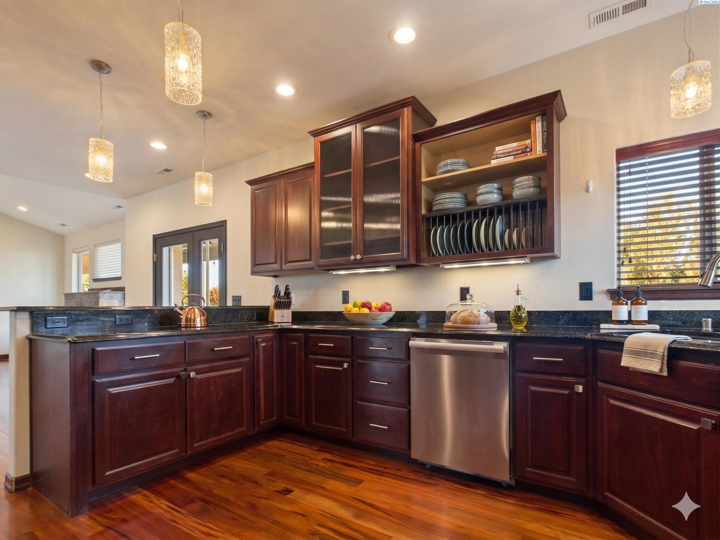 15307 Mountain Ridge Court Kennewick, WA 99338 - Photo 17 of 37 Gallery Image 17