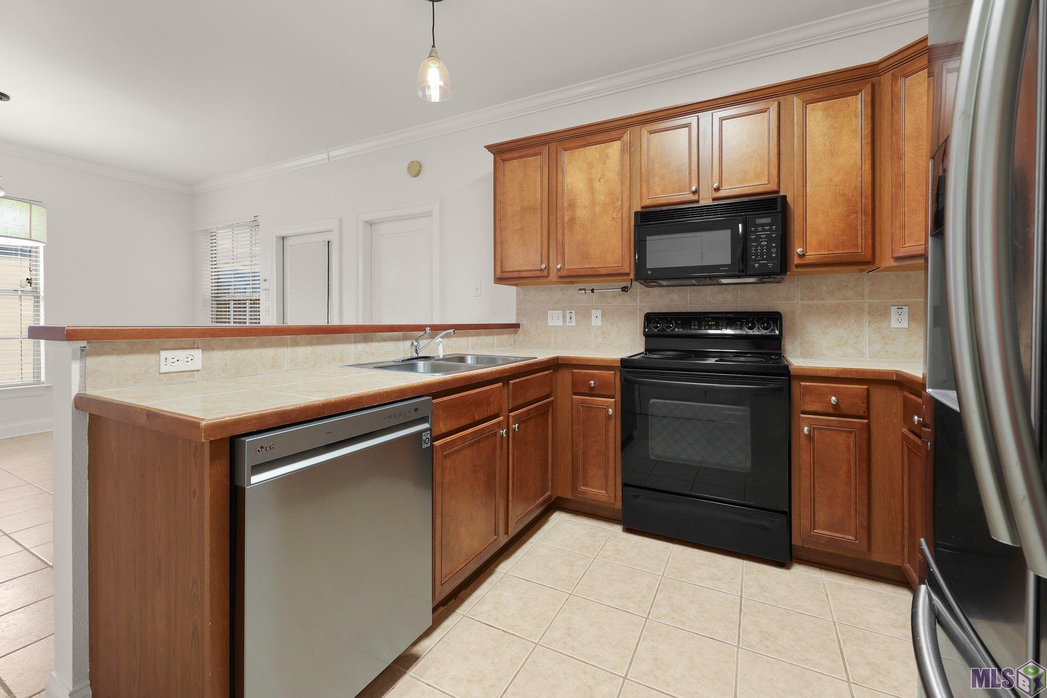 2830 Magazine Drive Baton Rouge, LA 70816 - Photo 7 of 17 Gallery Image 7