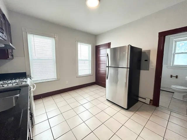 $3,150 | 24 Maryland Street, Unit 2, Boston, MA 02125