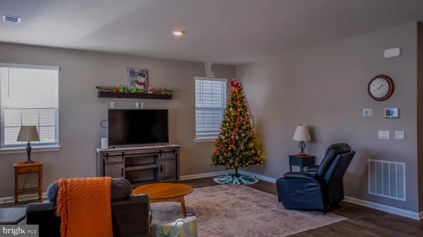 $519,900 | 122 Clerkenwell Drive, Stephens City, VA 22655