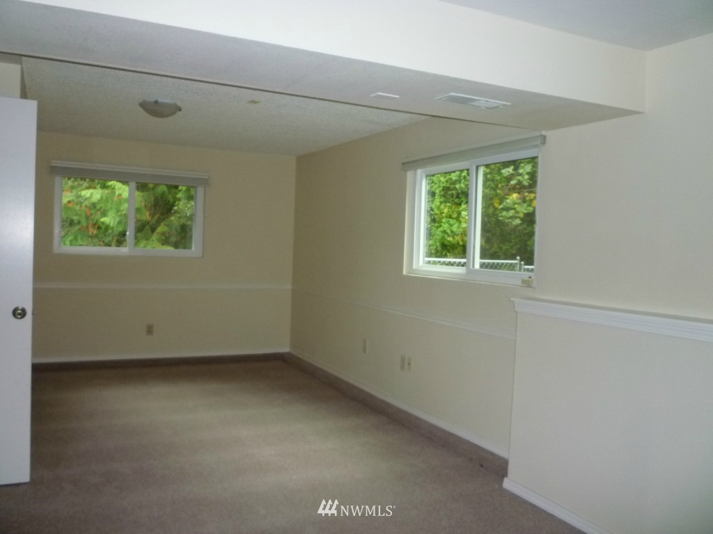 21417 2nd Drive Southeast Bothell, WA 98021 - Photo 11 of 15