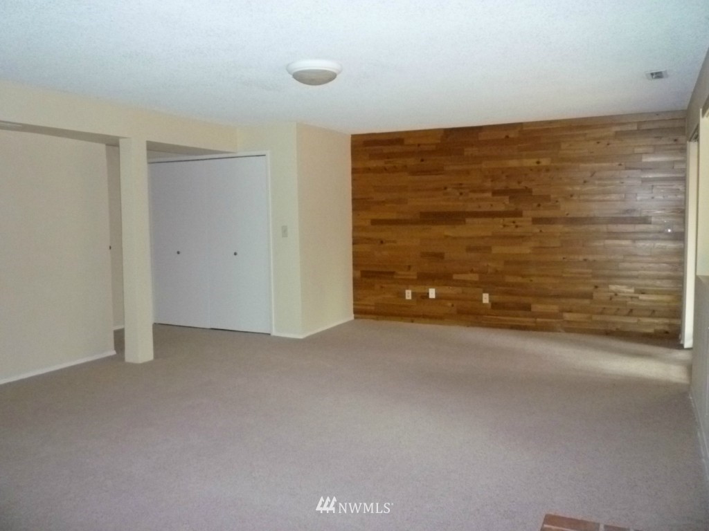 21417 2nd Drive Southeast Bothell, WA 98021 - Photo 14 of 15