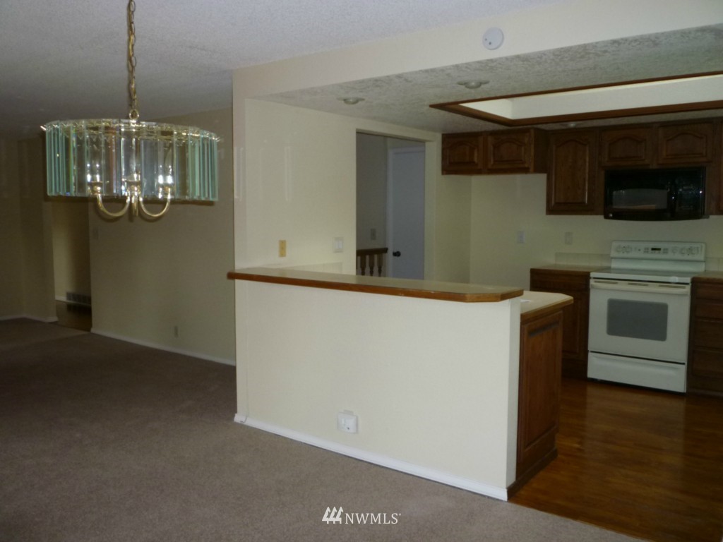 21417 2nd Drive Southeast Bothell, WA 98021 - Photo 3 of 15