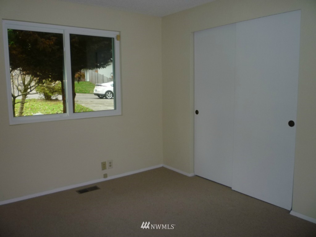 21417 2nd Drive Southeast Bothell, WA 98021 - Photo 8 of 15