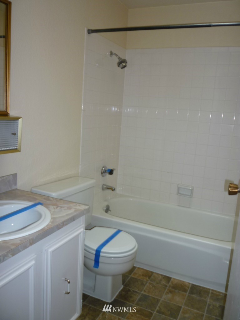 21417 2nd Drive Southeast Bothell, WA 98021 - Photo 10 of 15