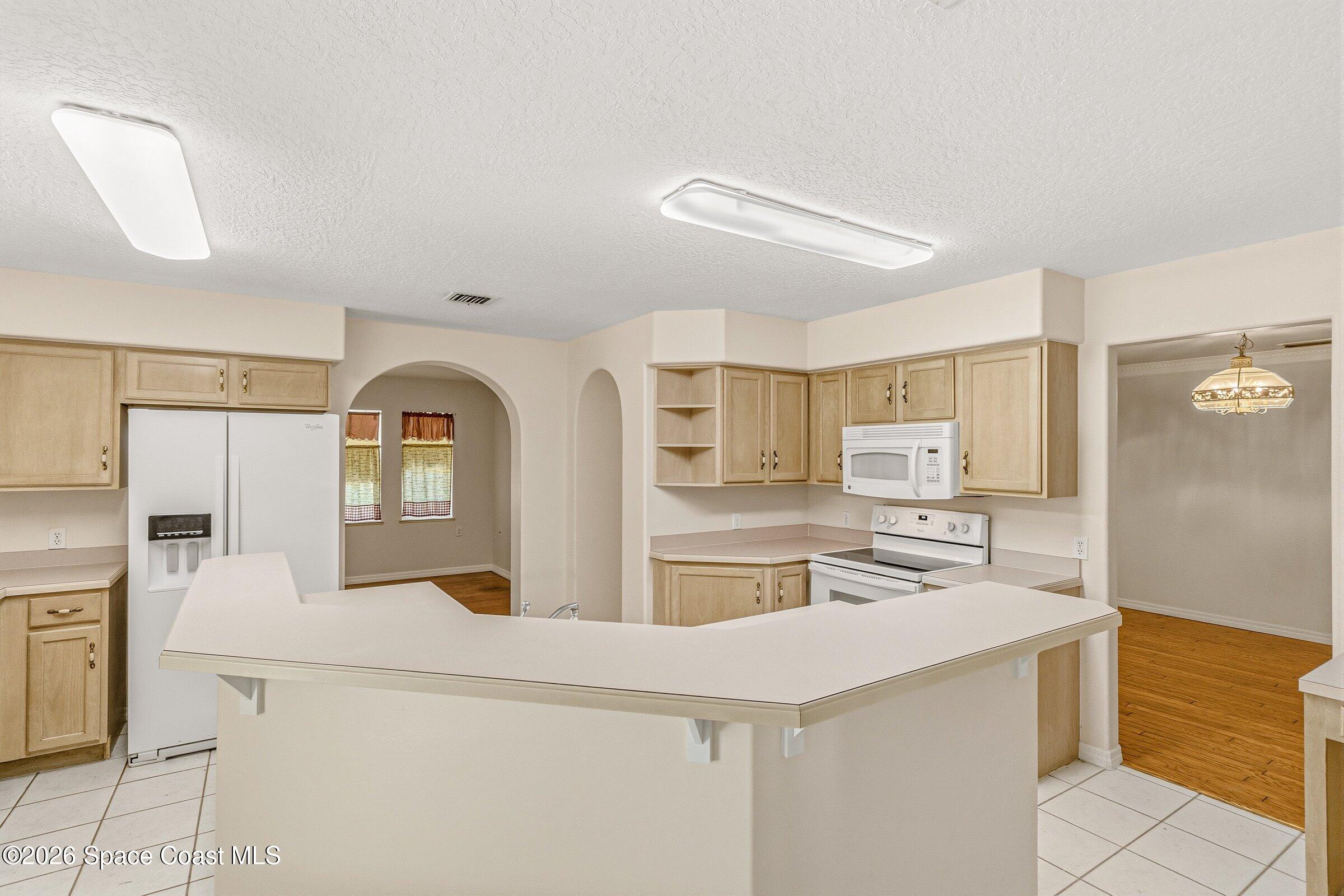 693 West Pine Road Melbourne Village, FL 32904 - Photo 22 of 65 20-693-W-Pine-Kit 5