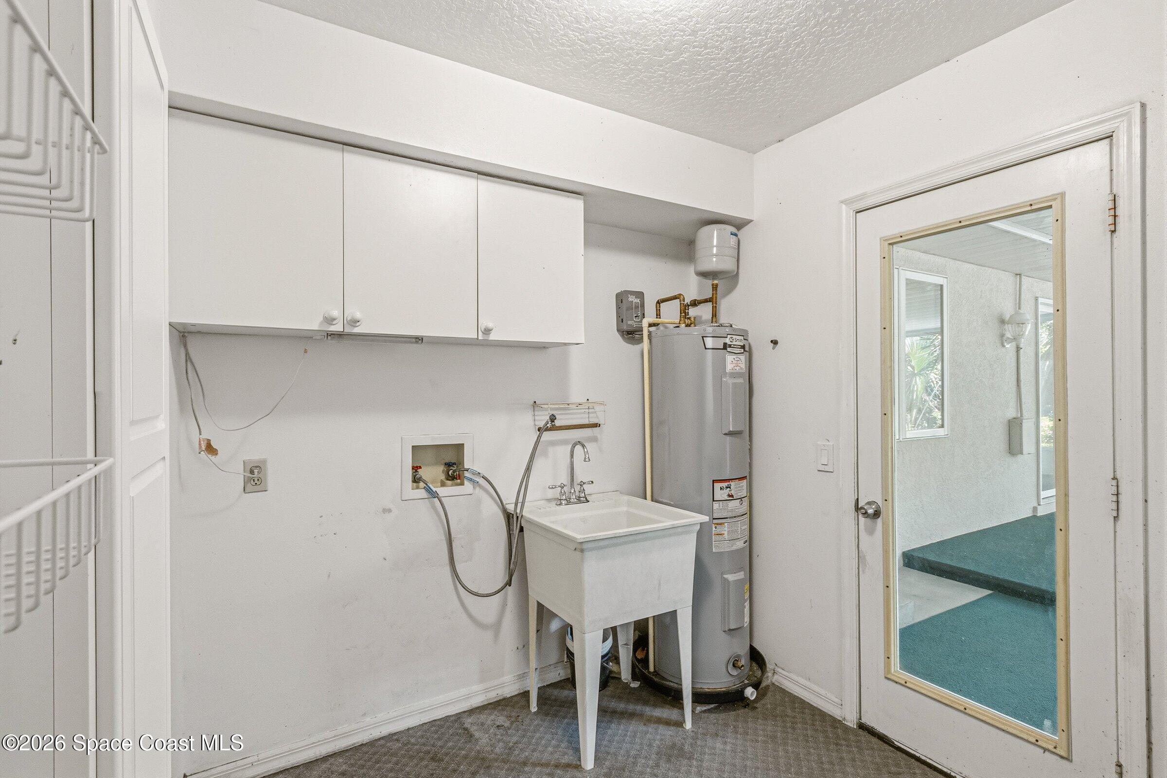 693 West Pine Road Melbourne Village, FL 32904 - Photo 26 of 65 24-693-W-Pine-Laund