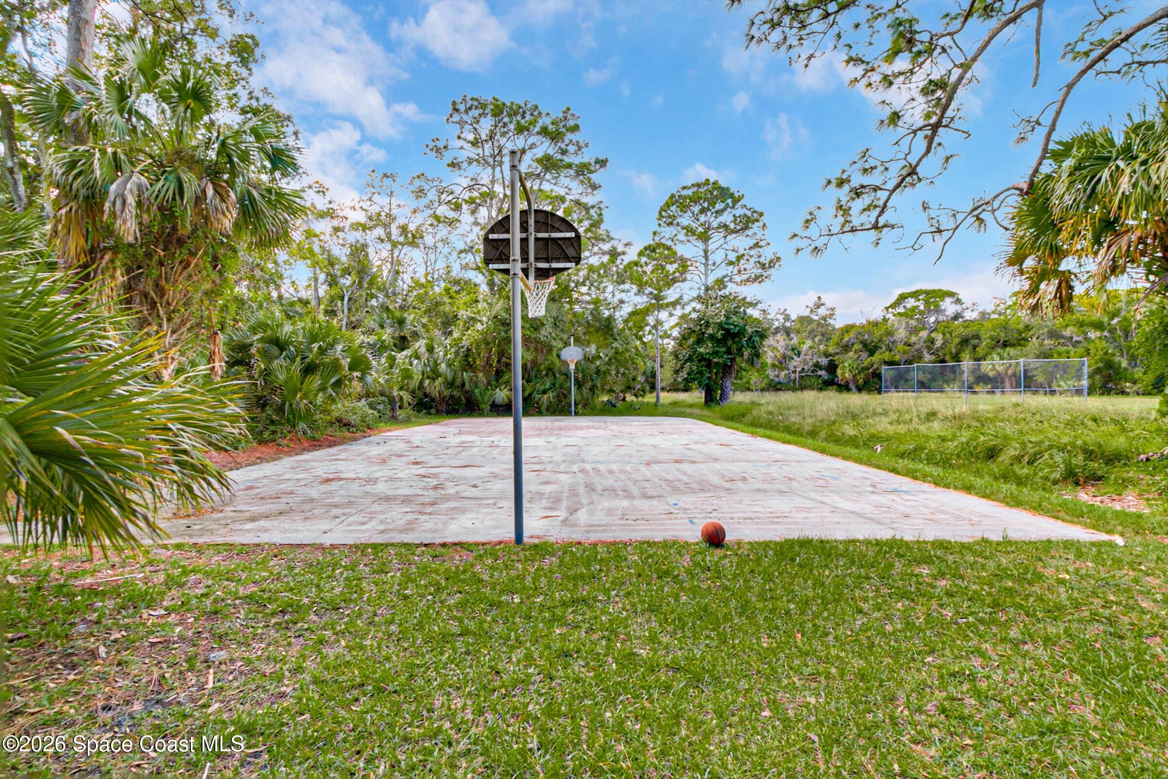 693 West Pine Road Melbourne Village, FL 32904 - Photo 43 of 65 49-Melbourne-Village-Basketball