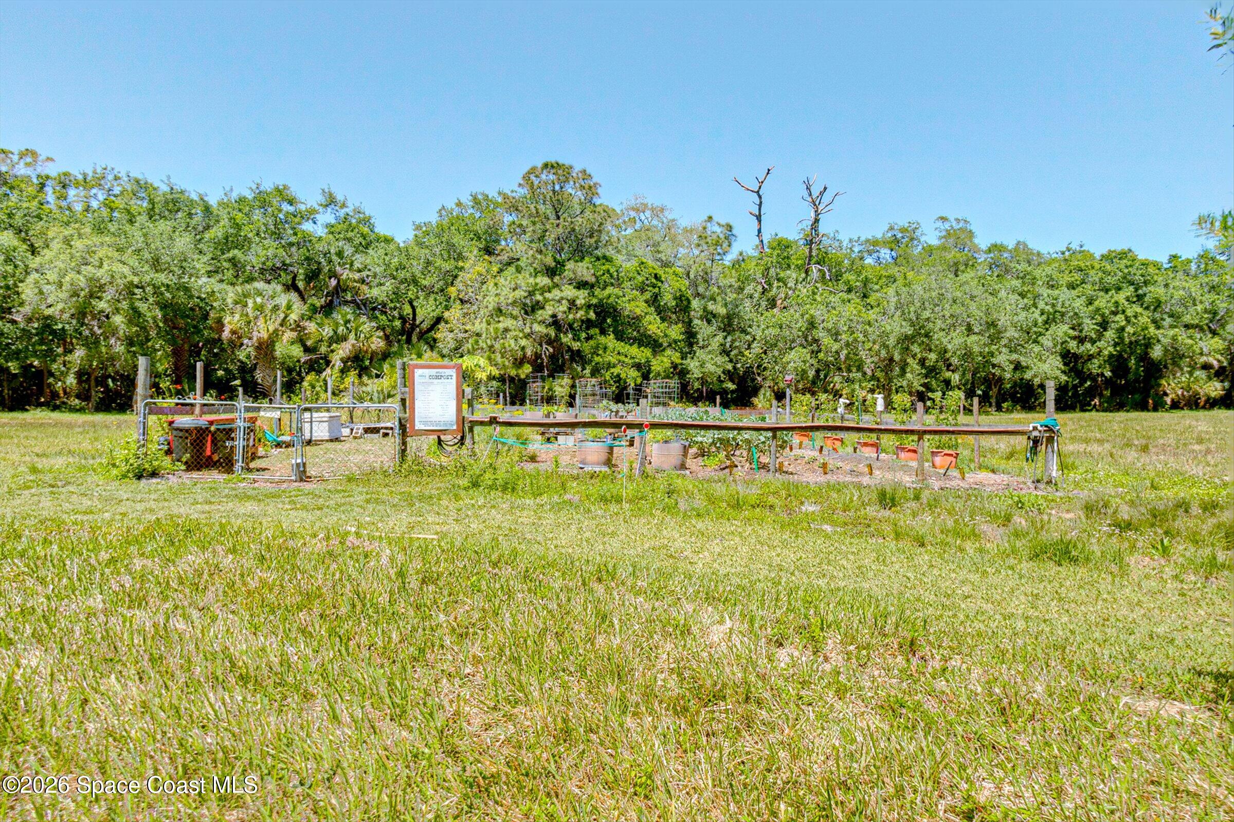 693 West Pine Road Melbourne Village, FL 32904 - Photo 46 of 65 52-Melbourne-Village-Comm Garden