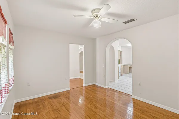 $599,000 | 693 West Pine Road, Melbourne Village, FL 32904