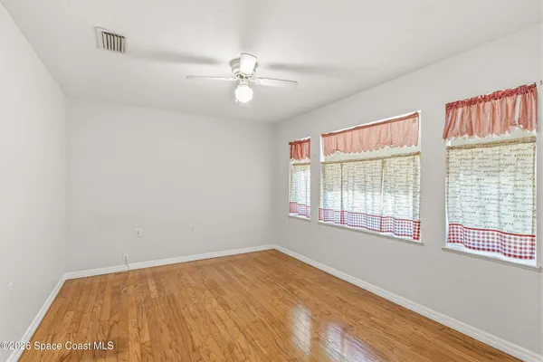 $599,000 | 693 West Pine Road, Melbourne Village, FL 32904