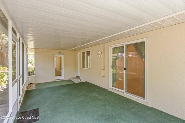 $599,000 | 693 West Pine Road, Melbourne Village, FL 32904
