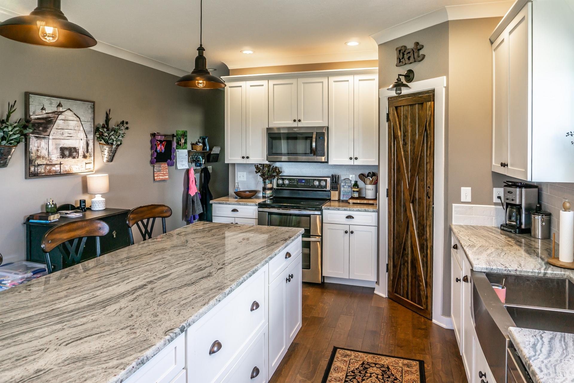 540 Calico Road Afton, TN 37616 - Photo 13 of 60 540calicoG_062