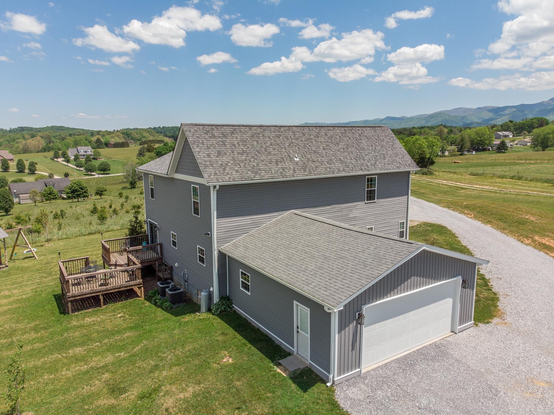 540 Calico Road Afton, TN 37616 - Photo 53 of 60 540calicoG_029