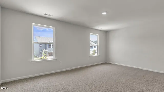 $383,490 | 612 Stream Walk Crossing, Zebulon, NC 27597