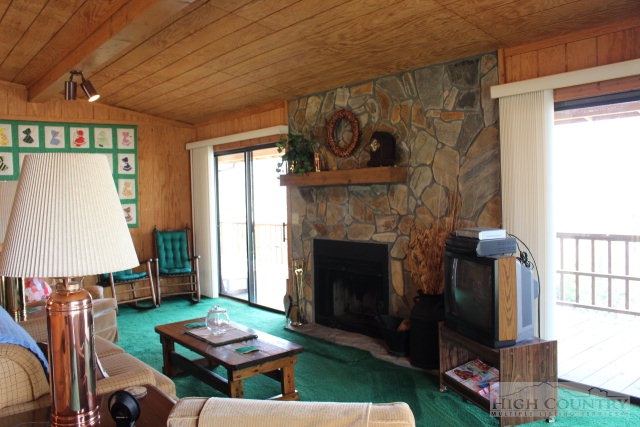 355 Walter Godbey Road West Jefferson, NC 28694 - Photo 11 of 17 Gallery Image 11