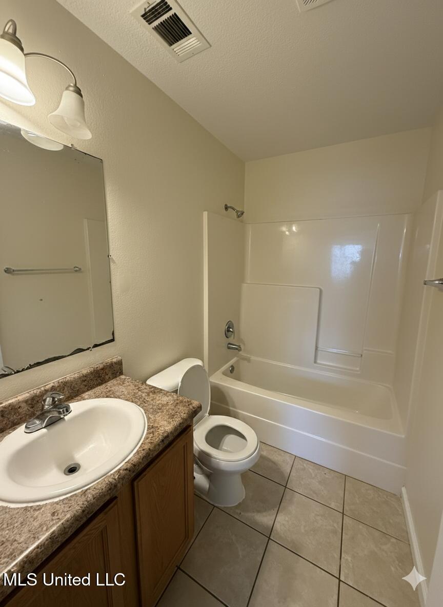 8701 Barnacle Boulevard Ocean Springs, MS 39564 - Photo 6 of 10 IMG_0171