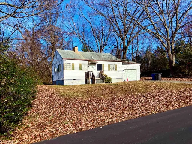 $117,500 | 2657 Northwest Oak Grove Circle, Winston-Salem, NC 27106