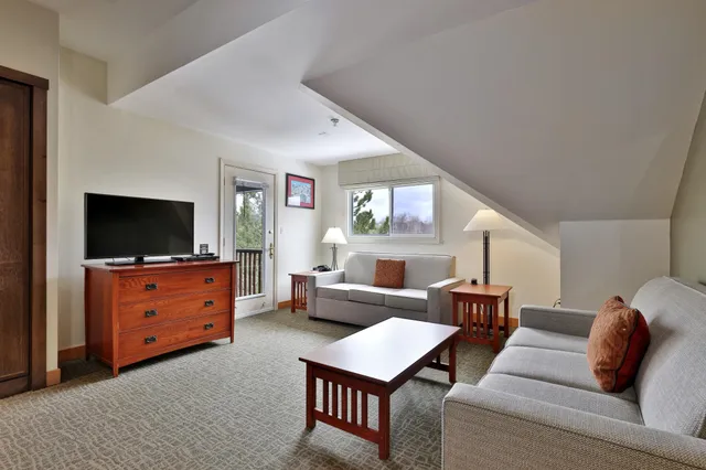 $194,000 | 228 East Mountain Road, Unit 321/323 INTERVAL I, Killington, VT 05751