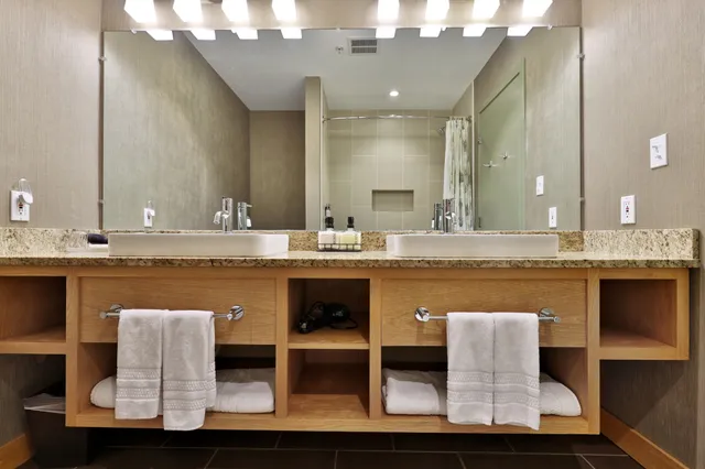 $194,000 | 228 East Mountain Road, Unit 321/323 INTERVAL I, Killington, VT 05751