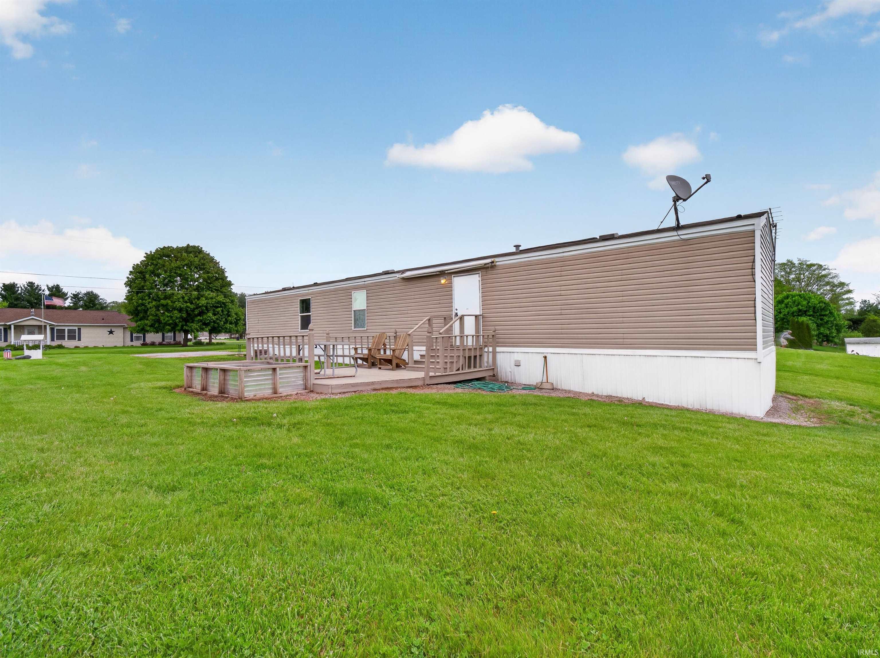 11 Crowel Road Syracuse, IN 46567 - Photo 3 of 36