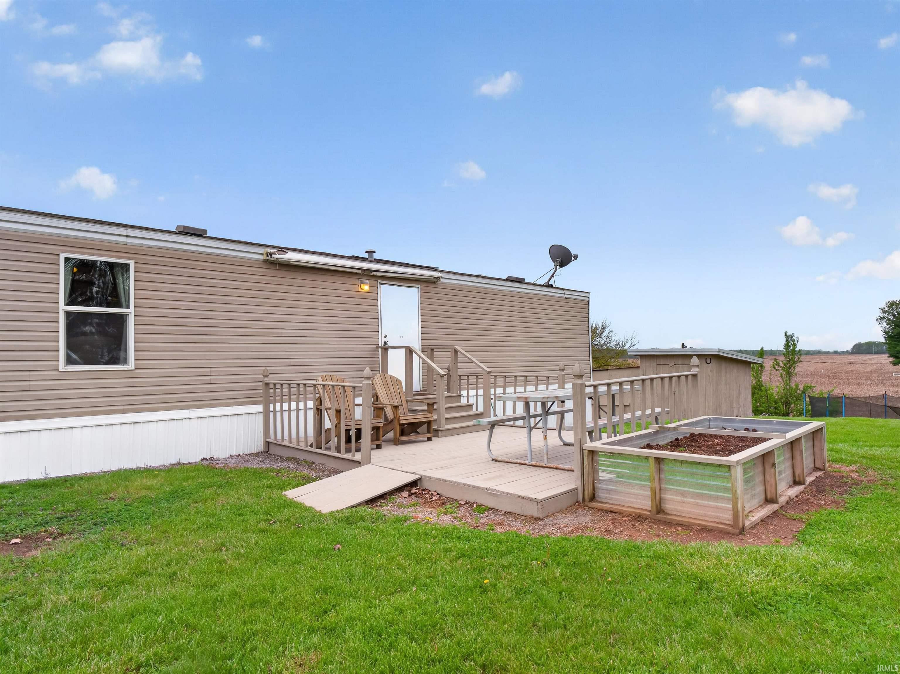 11 Crowel Road Syracuse, IN 46567 - Photo 5 of 36