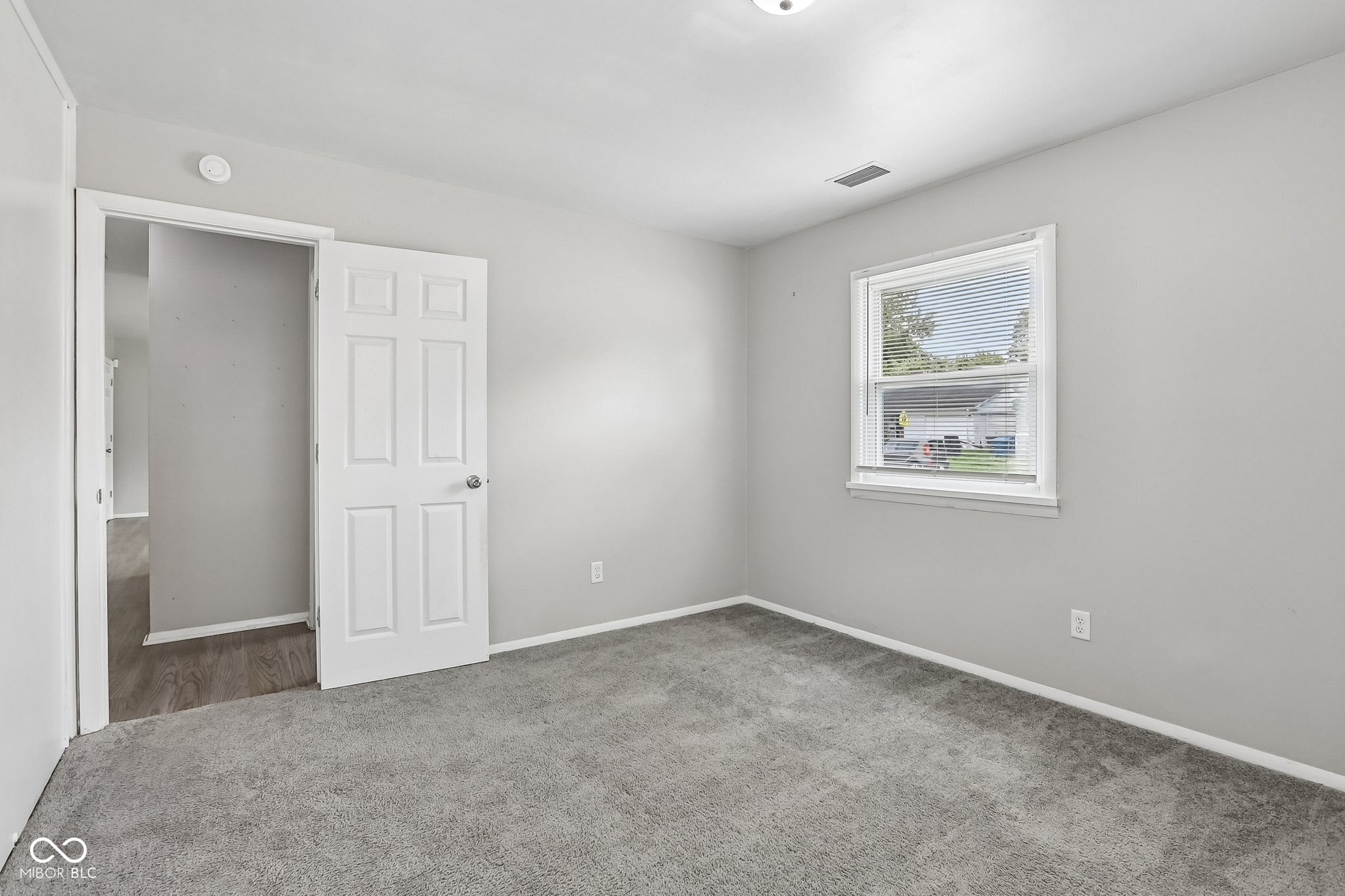 8510 Montery Road Indianapolis, IN 46226 - Photo 16 of 34 Gallery Image 16