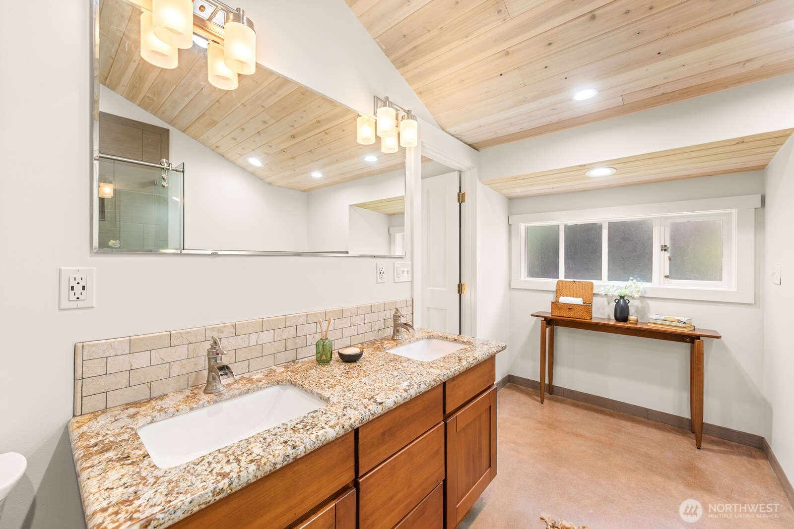22604 Deppman Road Southwest Vashon, WA 98070 - Photo 20 of 40