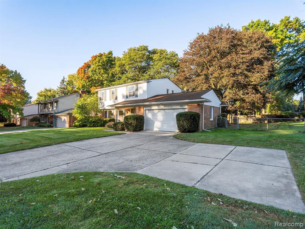 512 Old Perch Road Rochester Hills, MI 48309 - Photo 3 of 35